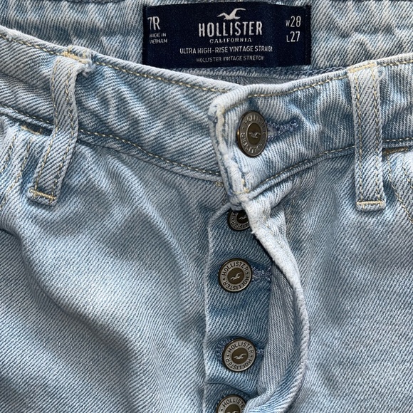 Hollister Jeans - Picture 7 of 9